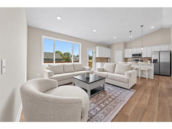 1238 Compton Avenue, River Falls, WI 54022