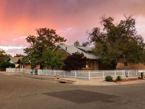 901 7th Street NW, Albuquerque, NM 87102