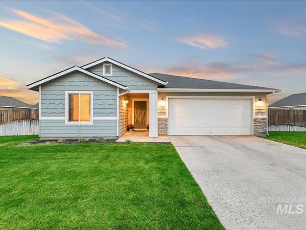 1785 SW Levant Way, Mountain Home, ID 83647