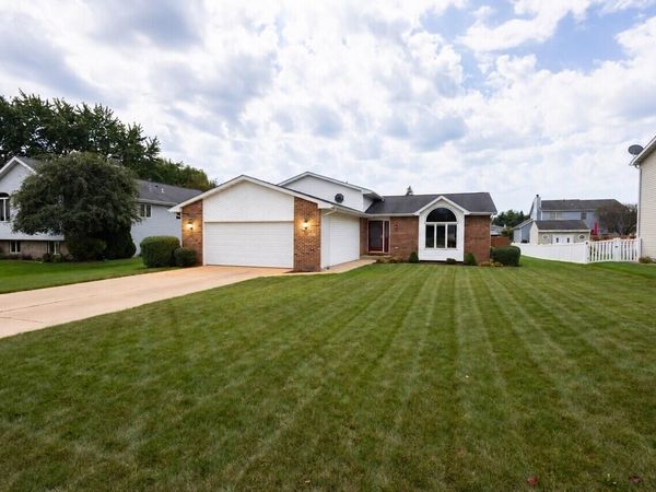 4931 Cardinal Court, Schererville, IN 46375