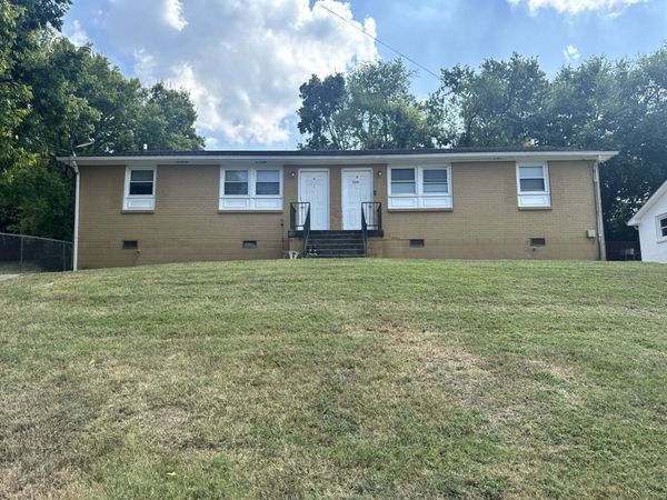 3224 Spears Rd , Nashville, TN 37207