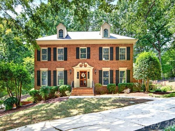 2424 Hartmill Court , Charlotte, NC 28226