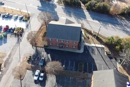 150 N 9th St photo 4