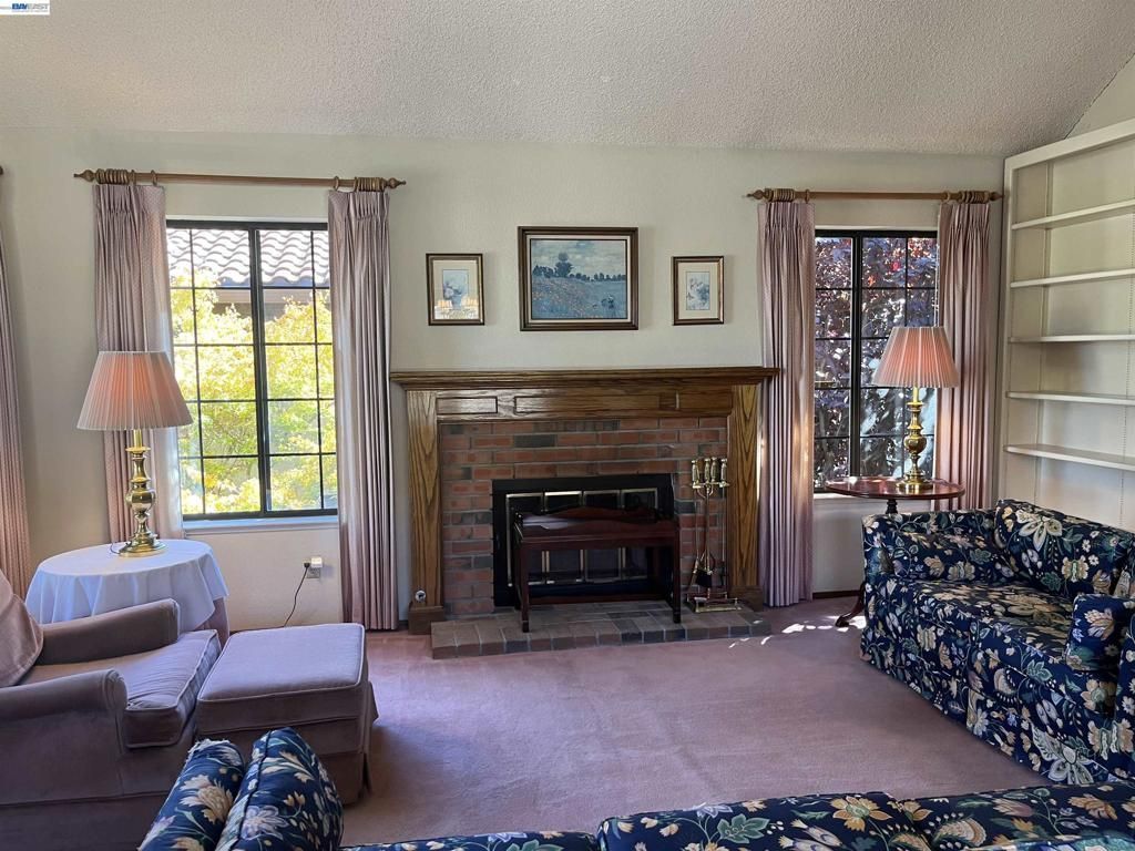 2510 Galleon Pl, San Leandro, CA 94577 Main Photo