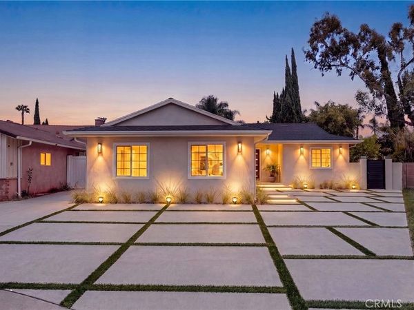 13131 Crewe Street, North Hollywood, CA 91605