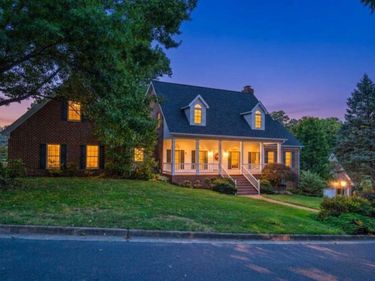 257 DIVOT DR, HARRISONBURG, VA 22802