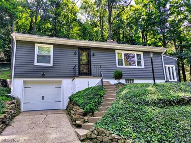 740 Sunset Terrace, Coshocton, OH 43812
