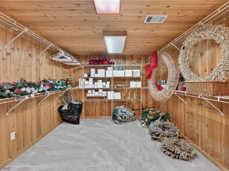 180 Huntington Trail, Cortland, OH 44410 Photo 41