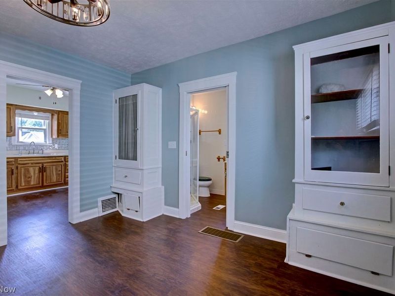 4514 Broadale Road, Cleveland, OH 44109 Photo 10
