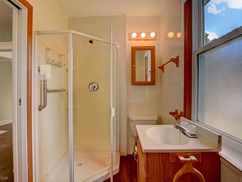 4514 Broadale Road, Cleveland, OH 44109 Photo 18