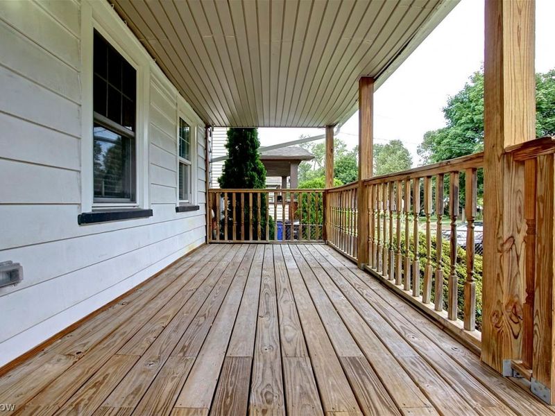 4514 Broadale Road, Cleveland, OH 44109 Photo 2