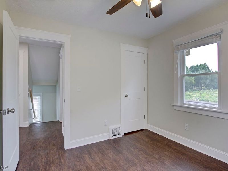 4514 Broadale Road, Cleveland, OH 44109 Photo 20