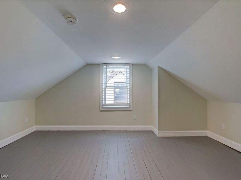 4514 Broadale Road, Cleveland, OH 44109 Photo 30