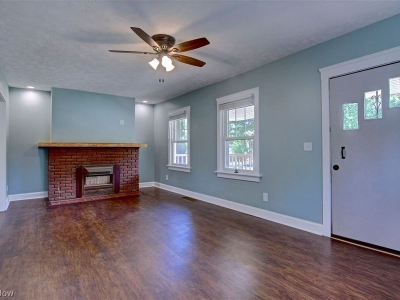 4514 Broadale Road, Cleveland, OH 44109 Photo 6