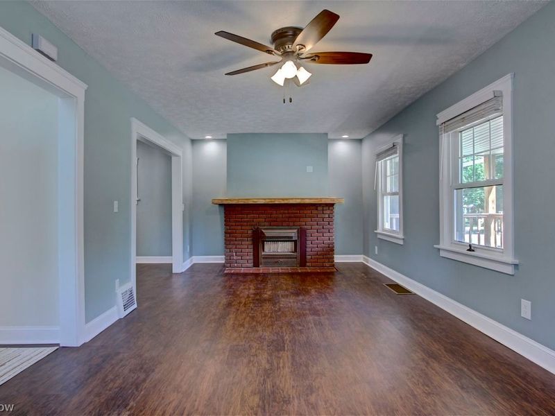4514 Broadale Road, Cleveland, OH 44109 Photo 7