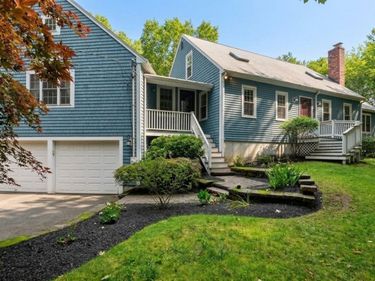 975 Hanover St, Hanover, MA 02339