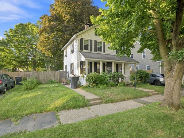 16 Otis St, Westfield, MA 01085