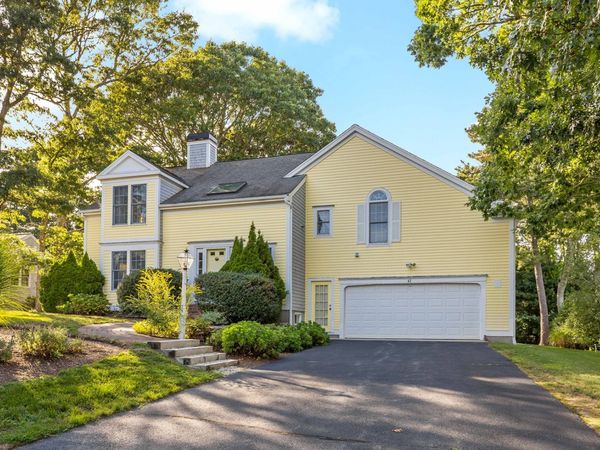 82 Falling Leaf Ln, Barnstable, MA 02655