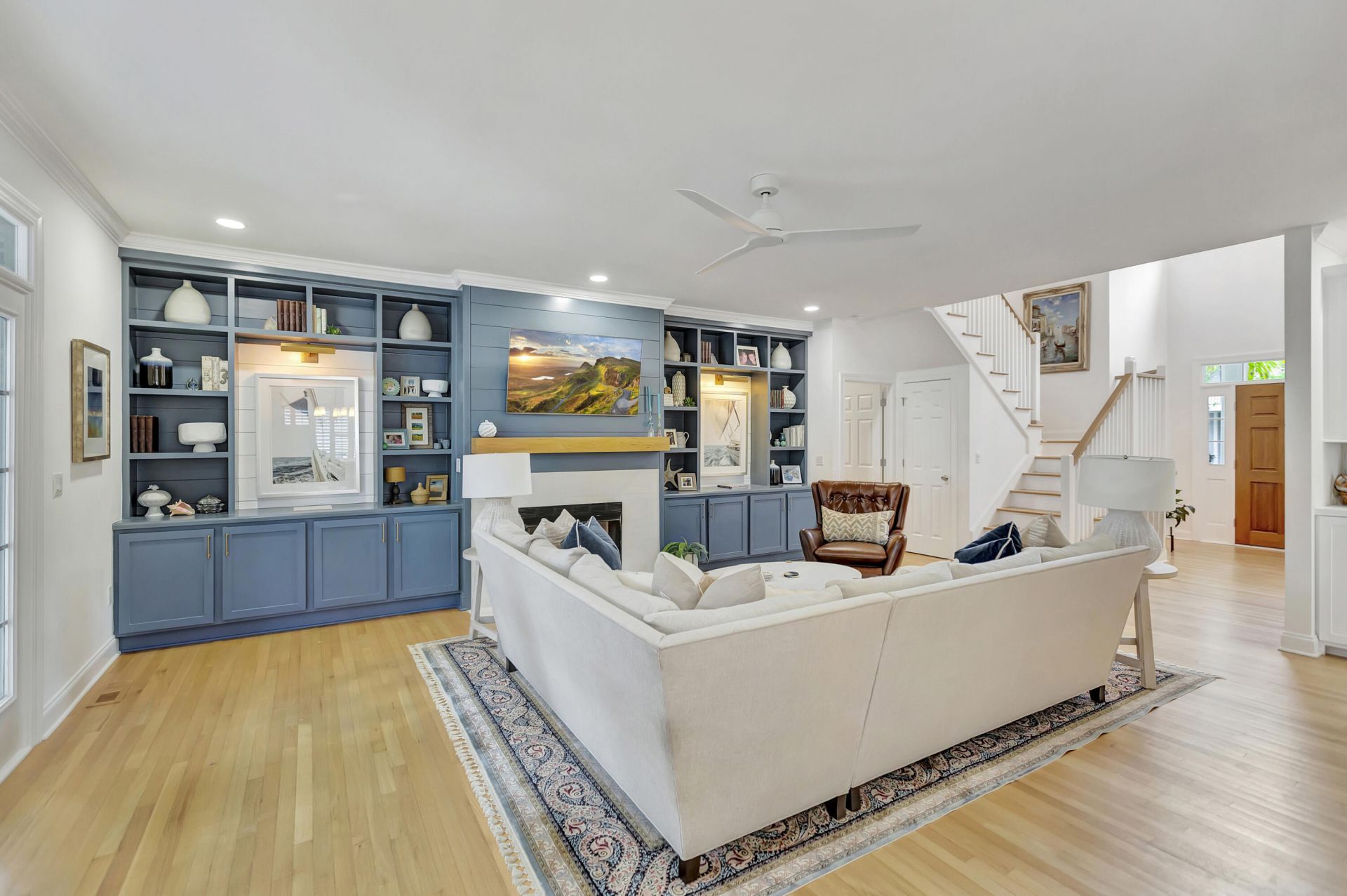 111 Beresford Creek Street Photo 4