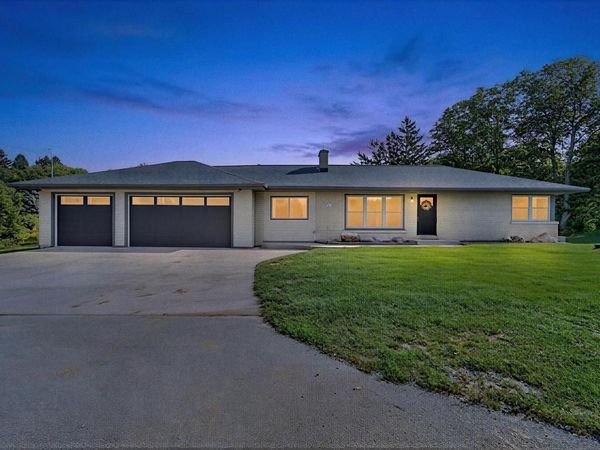 W164N11974 Fond du Lac AVENUE, Germantown, WI 53022