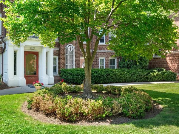 3127 N Marietta AVENUE, Unit 5, Milwaukee, WI 53211