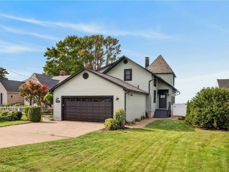 1651 E Erie Avenue , Lorain, OH 44052 Photo 1