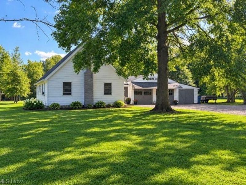 10484 Knowlton Road, Garrettsville, OH 44231 Photo 2