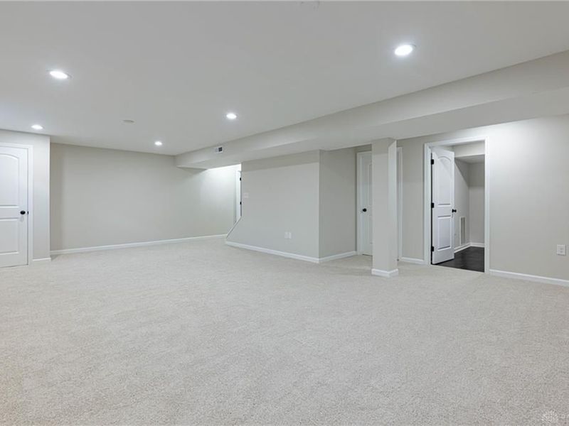 203 Quail Run Court, Carlisle, OH 45005 Photo 32
