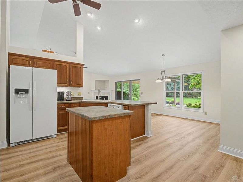 325 Christopher Drive, Clearcreek Township, OH 45458 Photo 15