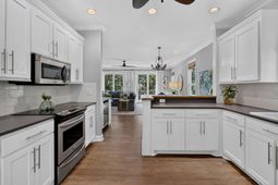 5189 Stablegate Lane photo 4