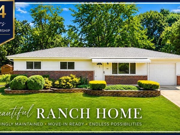 21 Della Drive, Fenton, MO 63026