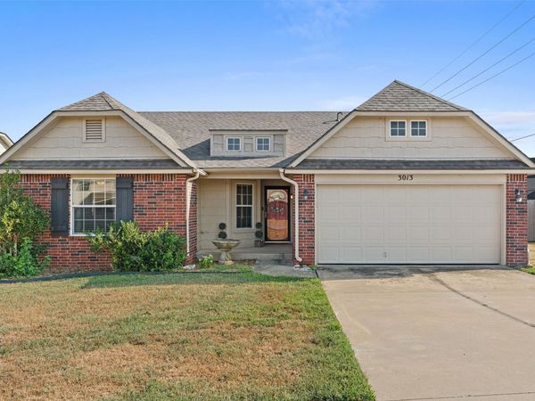 3013 Stonewall Drive, Bartlesville, OK 74006