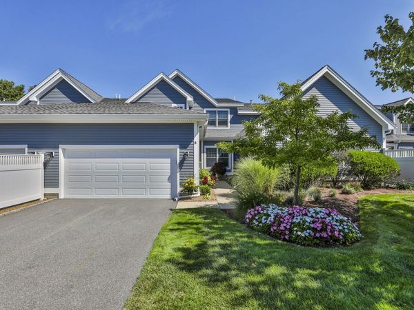 6 Country Club Lane, Unit 6, Middleton, MA 01949