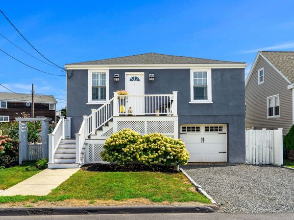 6 Fox Hill Road, Nahant, MA 01908