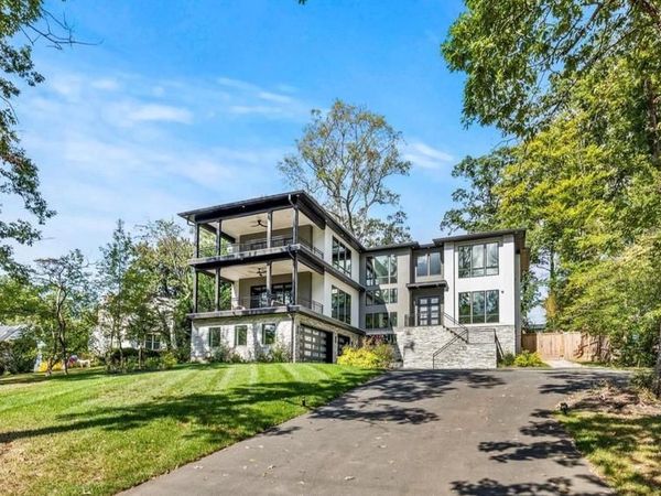 6884 CHURCHILL ROAD , MCLEAN, VA 22101