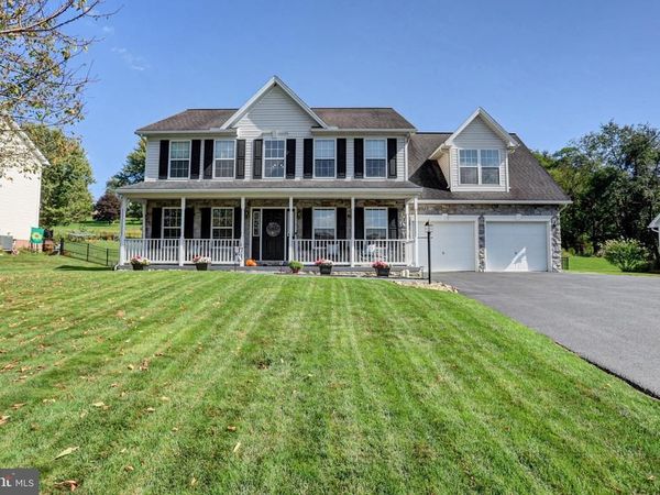 13210 SENECA DRIVE, WAYNESBORO, PA 17268