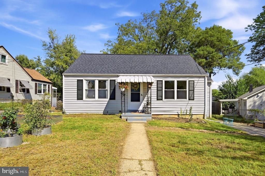 3048 Westfall Place, Falls Church, VA 22042 Main Photo
