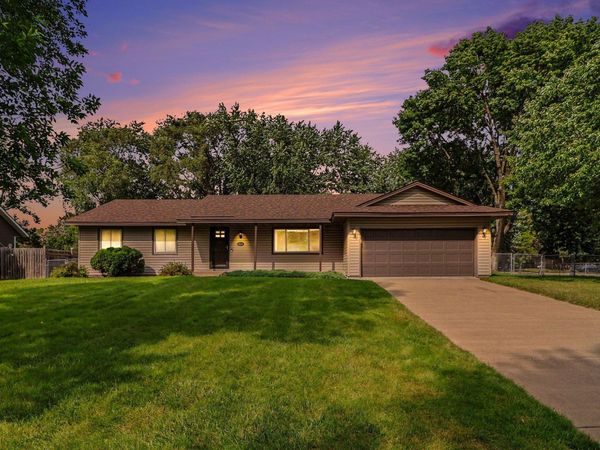 2001 102nd Avenue NW, Coon Rapids, MN 55433
