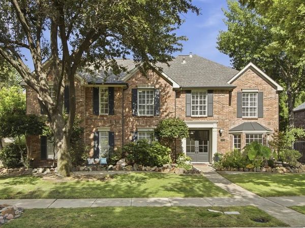 210 Chinaberry Way , Coppell, TX 75019