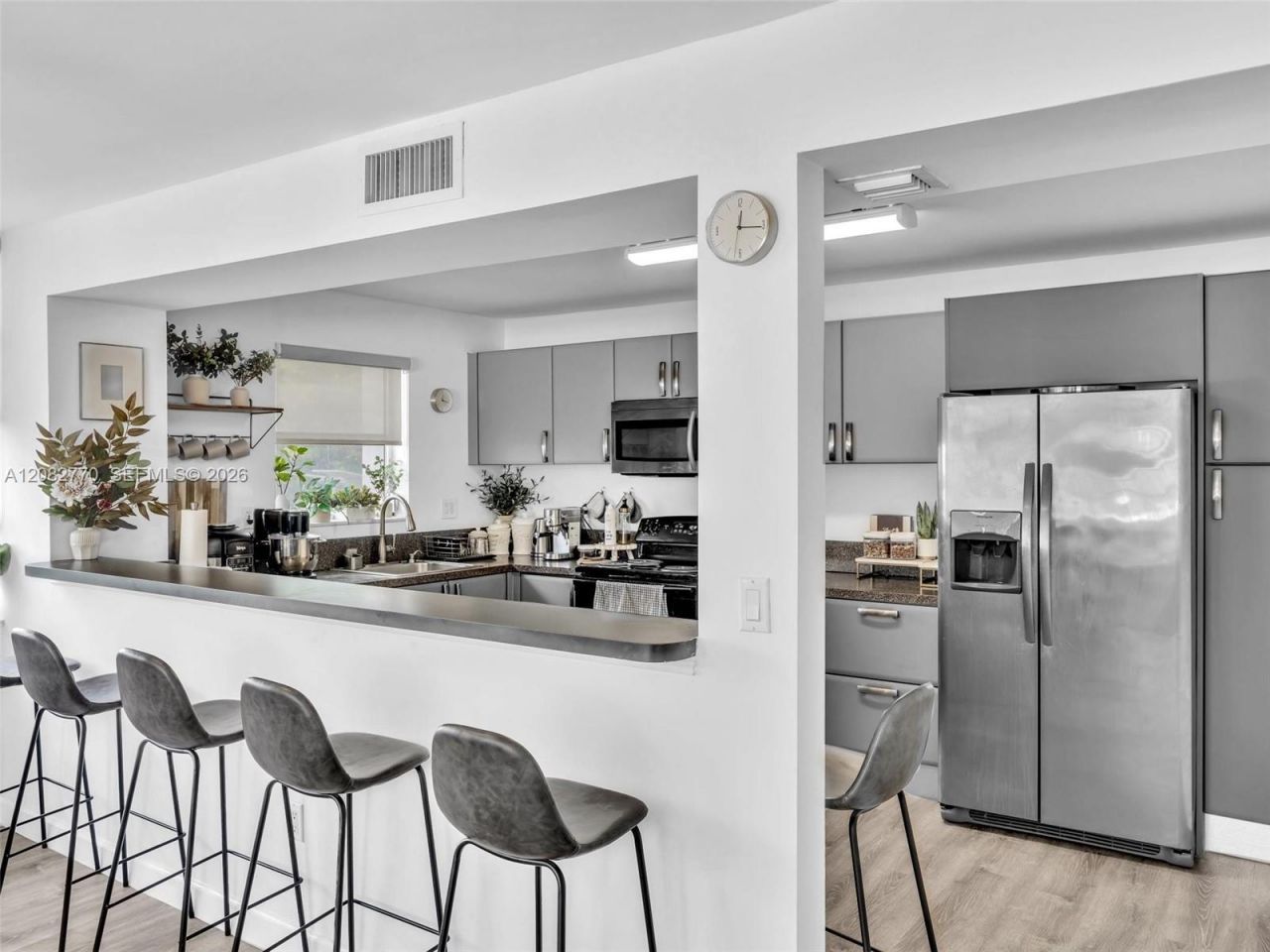 2780 NE 183rd St, Unit 302, Aventura, FL 33160 Photo