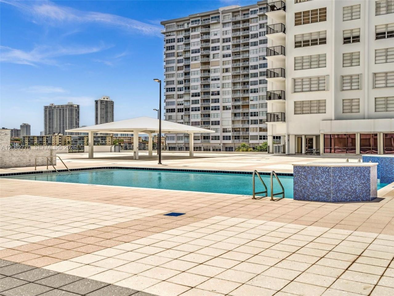 2780 NE 183rd St, Unit 302, Aventura, FL 33160 Photo