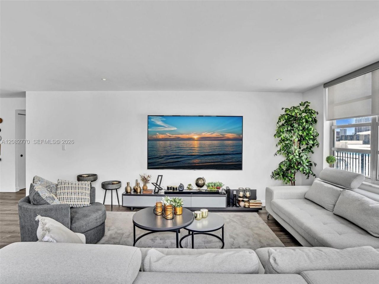 2780 NE 183rd St, Unit 302, Aventura, FL 33160 Photo