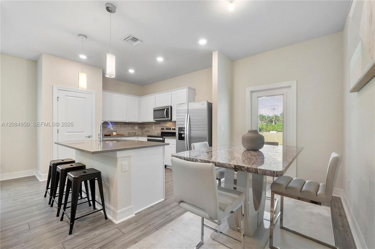 2905 Olivia Ave, Lauderdale Lakes, FL 33311 Photo