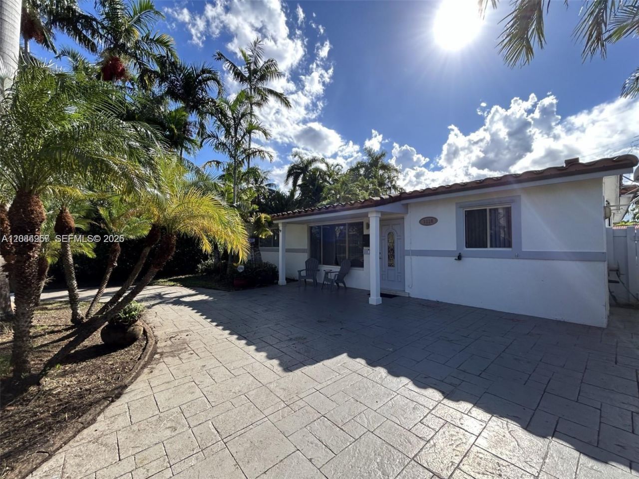 1116 N 13th Ct, Hollywood, FL 33019 Photo