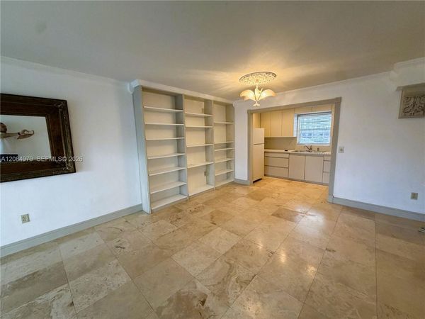 7550 SW 82nd St , Unit F204, Miami, FL 33143