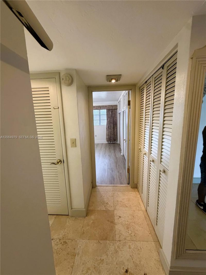 7550 SW 82nd St , Unit F204, Miami, FL 33143 Photo
