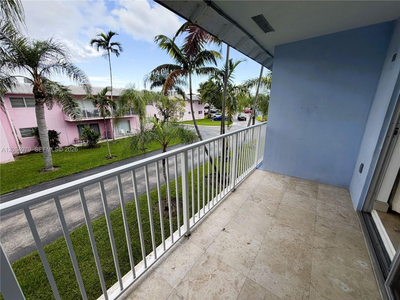 7550 SW 82nd St , Unit F204, Miami, FL 33143 Photo