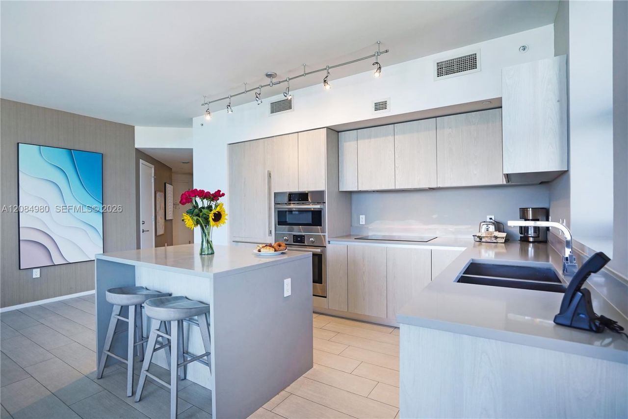 4010 S Ocean Dr, Unit R3302, Hollywood, FL 33019 Photo