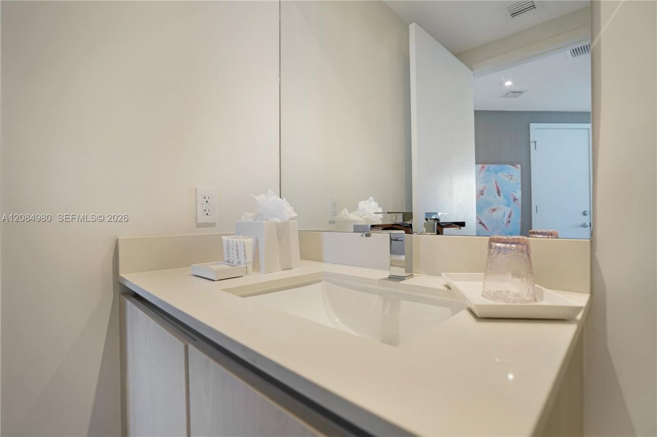 4010 S Ocean Dr, Unit R3302, Hollywood, FL 33019 Photo