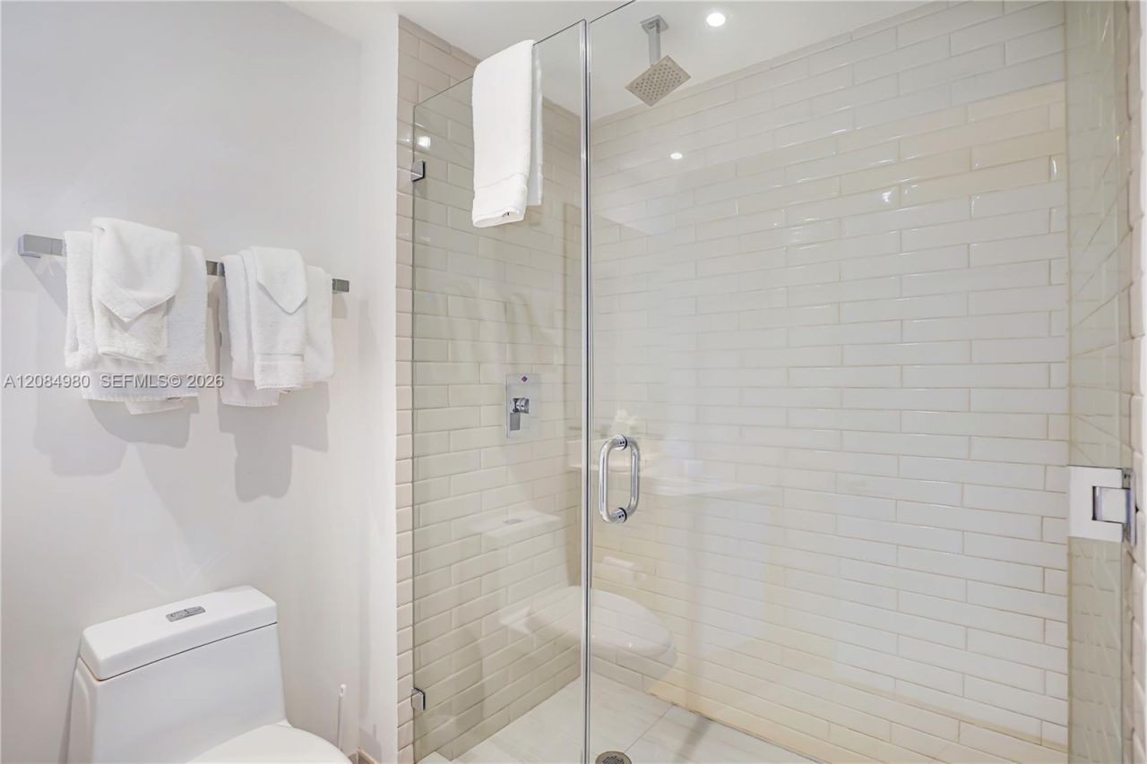 4010 S Ocean Dr, Unit R3302, Hollywood, FL 33019 Photo